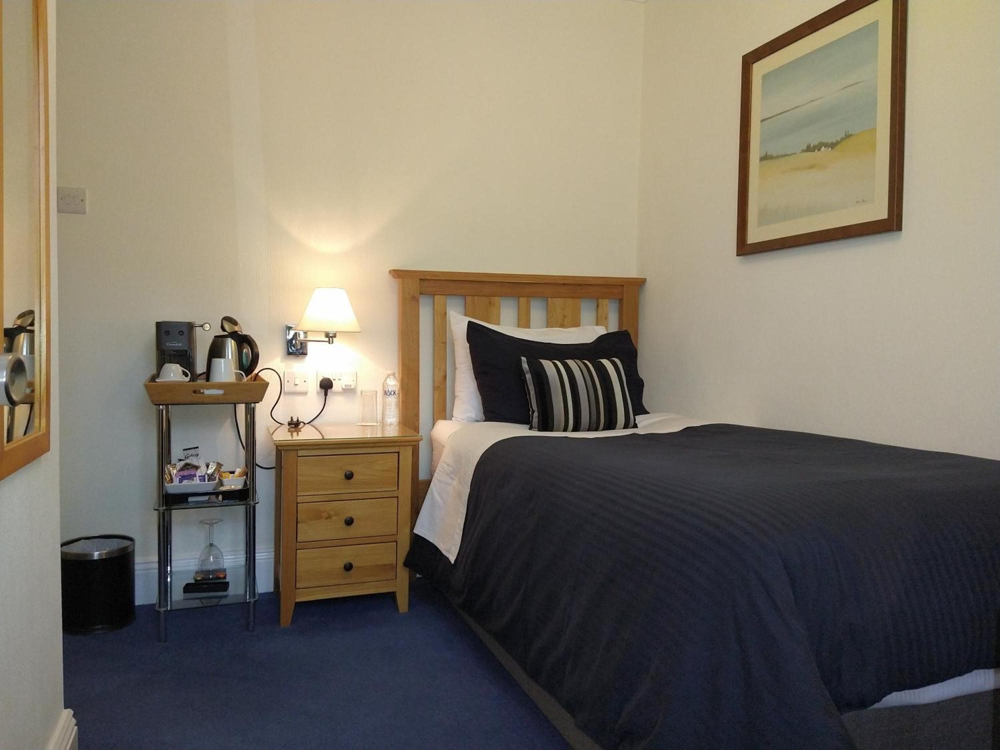 Rhins Of Galloway Cairnryan Room photo